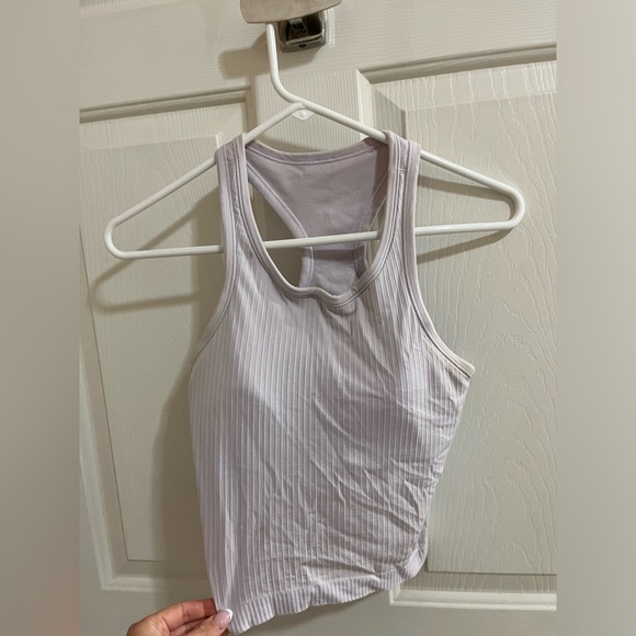 Women’s Lululemon Ebb to Street Tank Top *Light Support B/C Cup Size 6 - Picture 3 of 5
